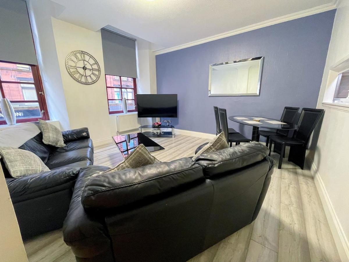 Recently Refurbished Two Bedroom Apartment, Central Location! غلاسغو المظهر الخارجي الصورة